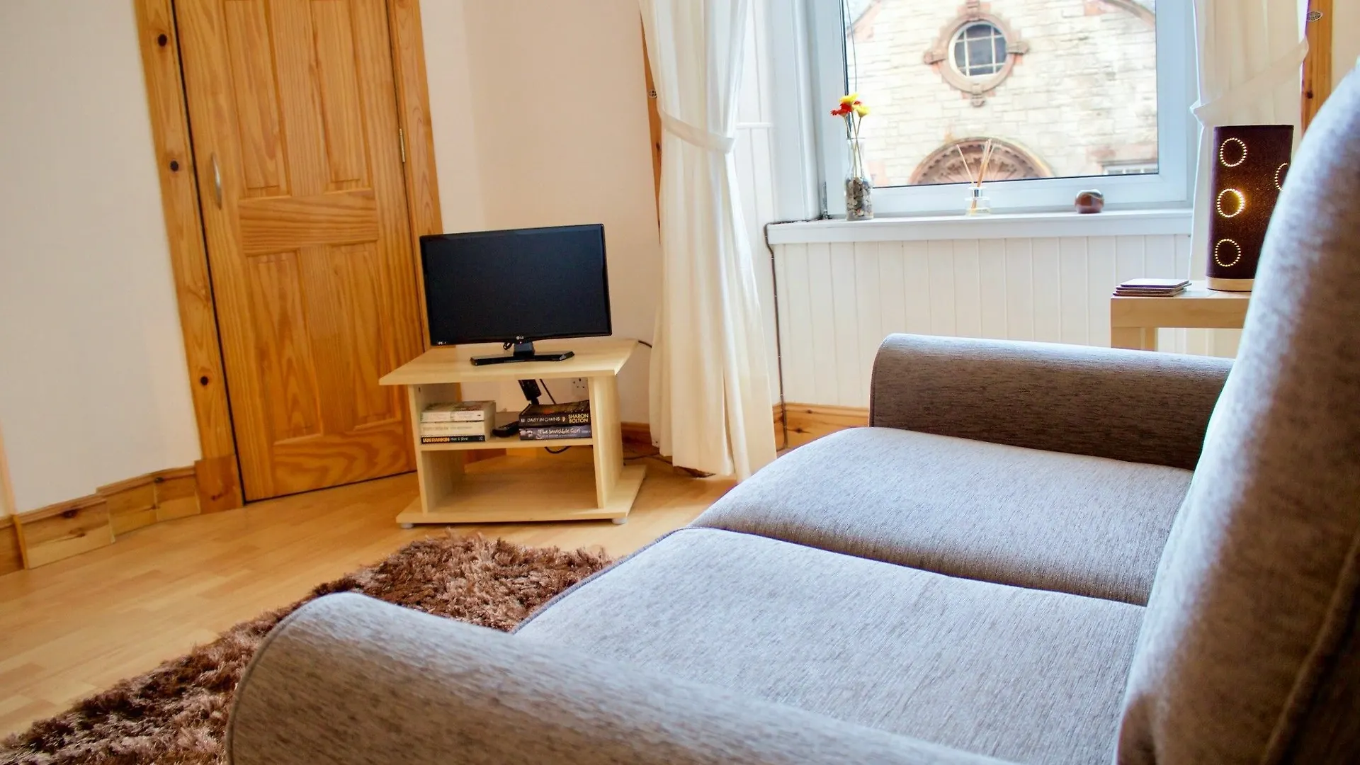 Apartment 1 Bedroom Flat In Dalry Area Edinburgh